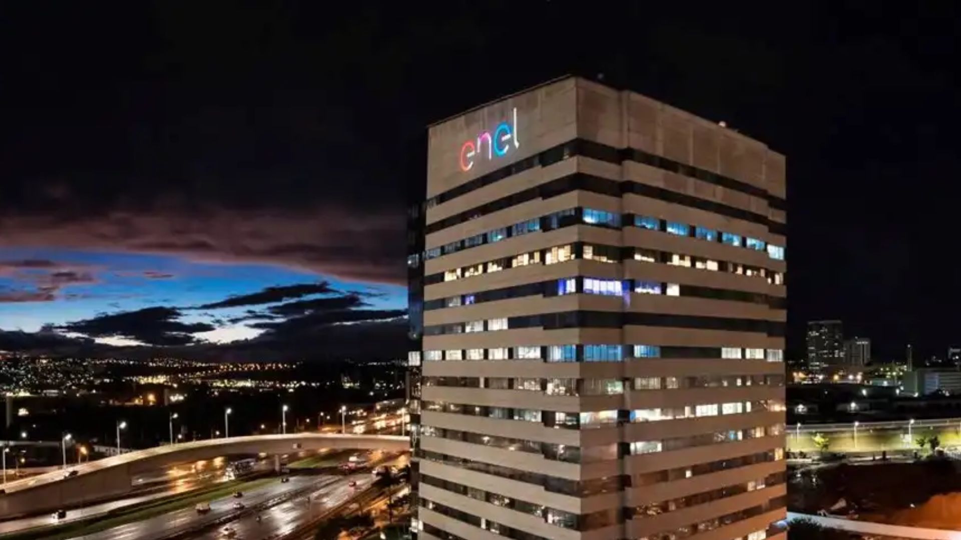 Tipos de danos que sua empresa pode reclamar contra a Enel: materiais, morais e lucros cessantes - Martinhago Advocacia | Advogados Especialistas em Defesa dos Seus Direitos